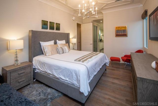 8509 Aspect Dr, San Diego CA: https://media.crmls.org/mediaz/60d573aa-972a-4bd6-9883-313f4319bf06.jpg