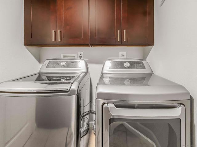 12440 Kestrel St, San Diego CA: https://media.crmls.org/mediaz/60d5892a-02fd-4376-93d5-af977b27d1e1.jpg