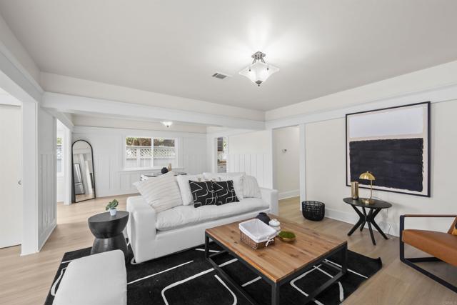 Detail Gallery Image 29 of 51 For 311 B Ave, Coronado,  CA 92118 - 3 Beds | 2 Baths