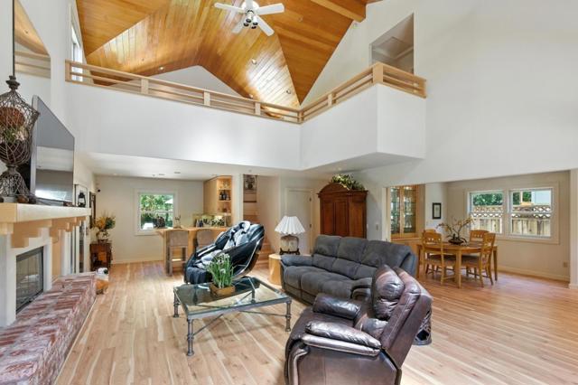 890 Pinetree Lane, Aptos CA: https://media.crmls.org/mediaz/60d5a104-b1ca-4b9b-a34a-087ed135c76d.jpg