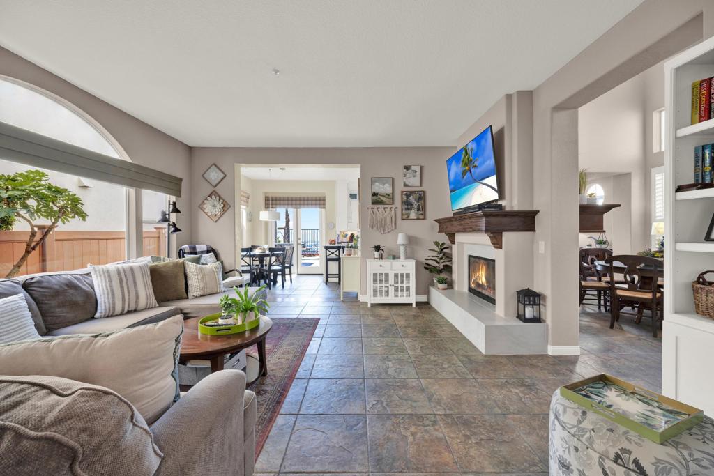 MLS #250041307SD image #16