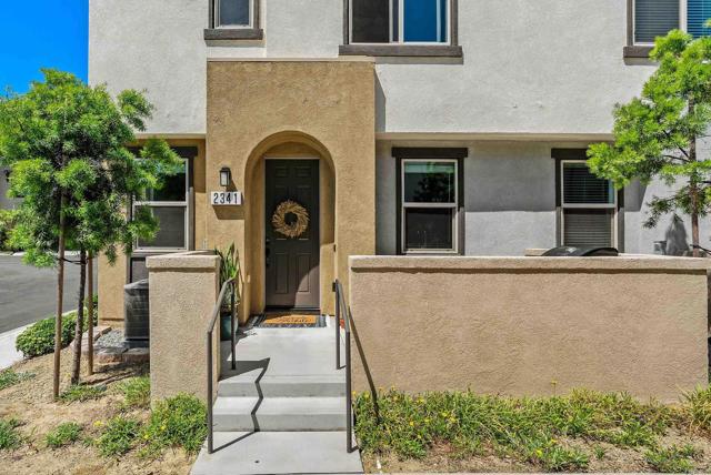 Detail Gallery Image 1 of 1 For 2341 Solara Ln, Vista,  CA 92081 - 4 Beds | 2/1 Baths