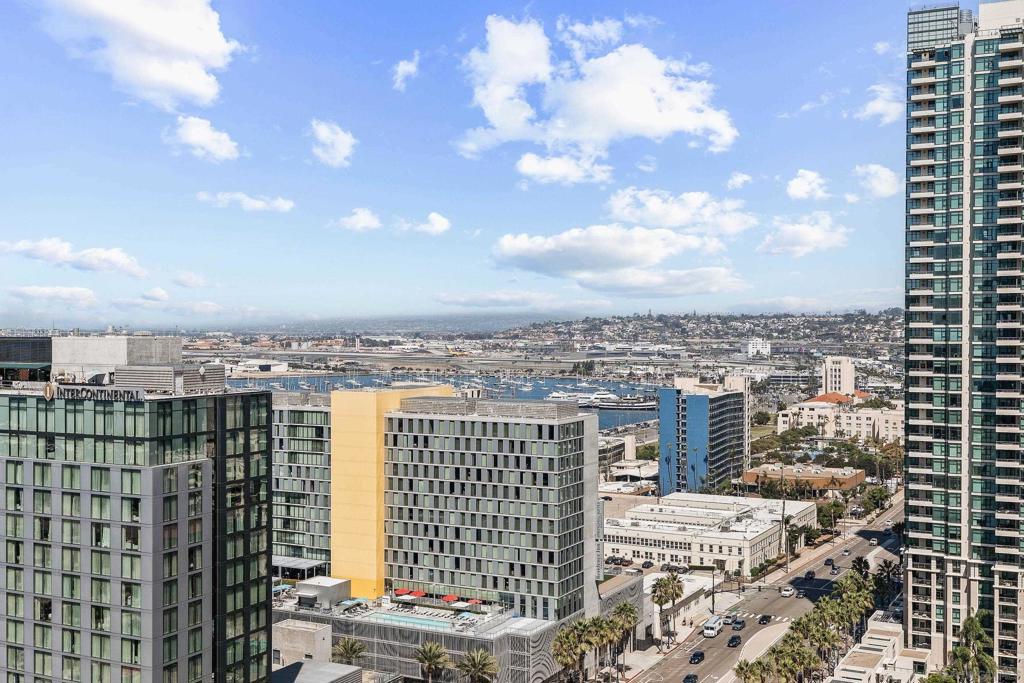 MLS #250039437SD image #27