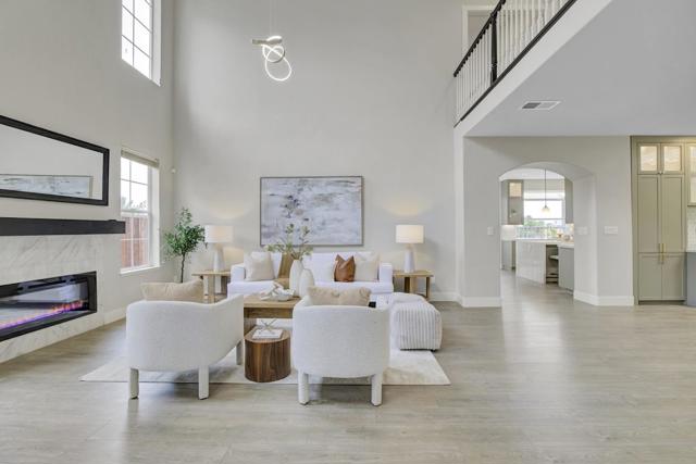 998 Governors Bay Drive, Redwood City CA: https://media.crmls.org/mediaz/60d813af-d4d1-45ba-b315-15ee42b9947b.jpg