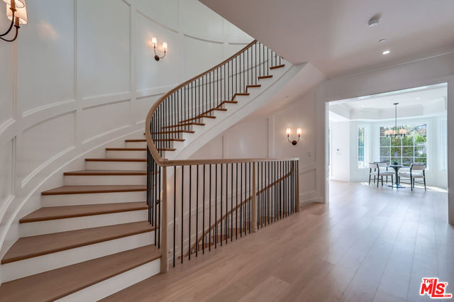 Drew Fenton | 427 N Bundy Drive Los Angeles CA | MLS: 7182819