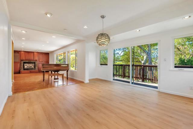 17 Muth Drive, Orinda CA: https://media.crmls.org/mediaz/60d97db0-df8c-4cfc-9891-a57febe4370d.jpg