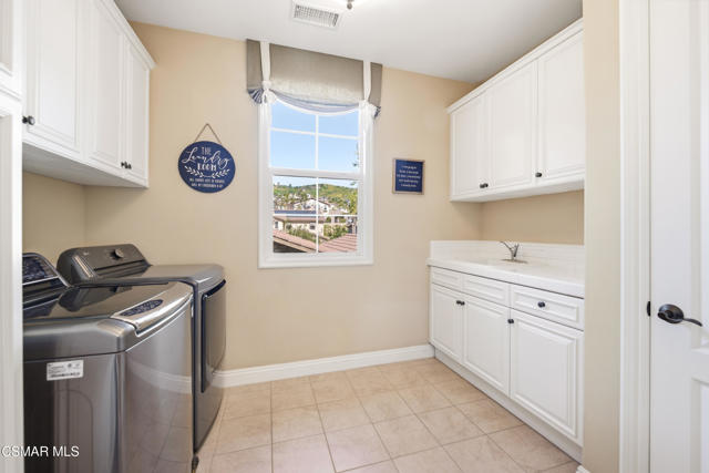 Image 78 of 100 For 5068 Shady Trail Street