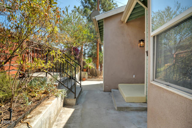 Detail Gallery Image 47 of 56 For 1300 Blue Hill Rd, Los Angeles,  CA 90041 - 4 Beds | 2/1 Baths