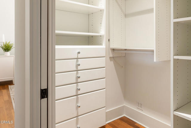 Detail Gallery Image 17 of 34 For 1030 Adelaine Ave, South Pasadena,  CA 91030 - 4 Beds | 3 Baths