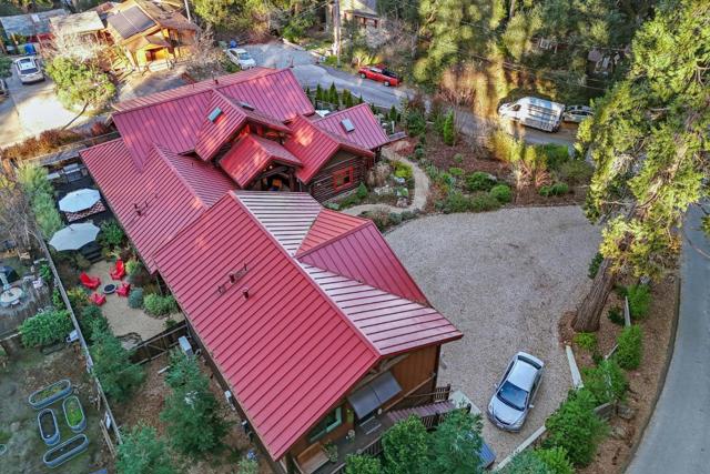 44 Pine Avenue, Mount Hermon CA: https://media.crmls.org/mediaz/60db6b3c-4ec7-410e-acfb-db37a89a7797.jpg
