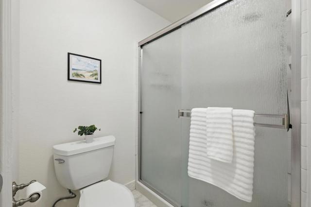 9345 Ivydale Circle, Elk Grove CA: https://media.crmls.org/mediaz/60dc20c4-8c22-4f8b-b823-b8c5cc2d6b5c.jpg