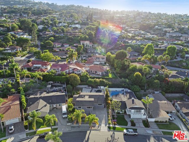 28745 N Enrose Avenue, Rancho Palos Verdes CA: https://media.crmls.org/mediaz/60dca50f-fff0-4974-a2b0-912bcf9c87e0.jpg