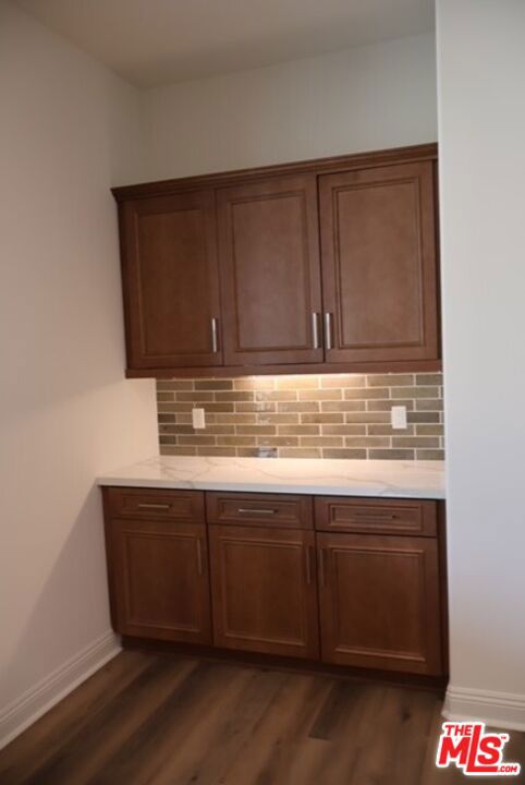 3719 Pathway Court, Bakersfield CA: https://media.crmls.org/mediaz/60dcf3e2-afa5-4c7f-b434-1188d7aeedd0.jpg