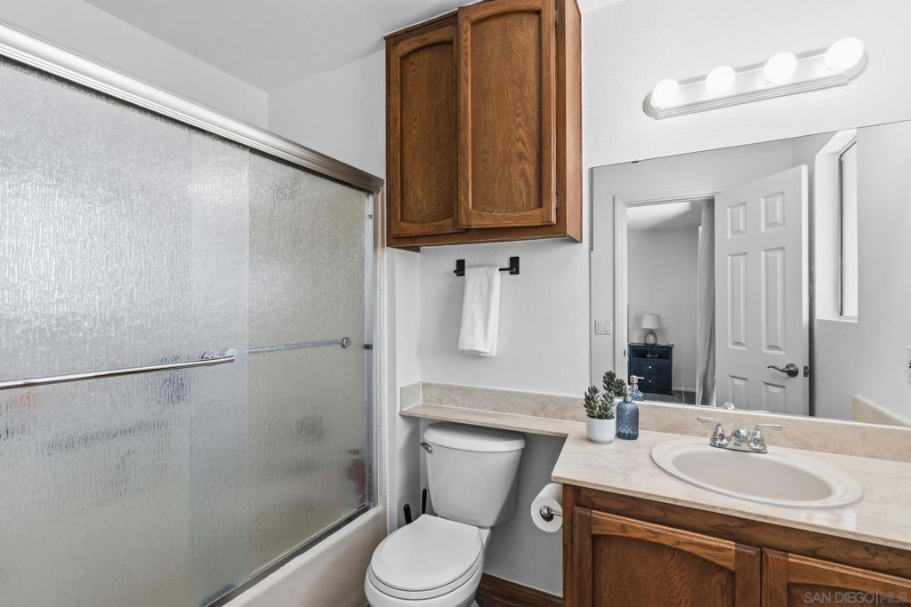 4077 Illinois St - photo 14