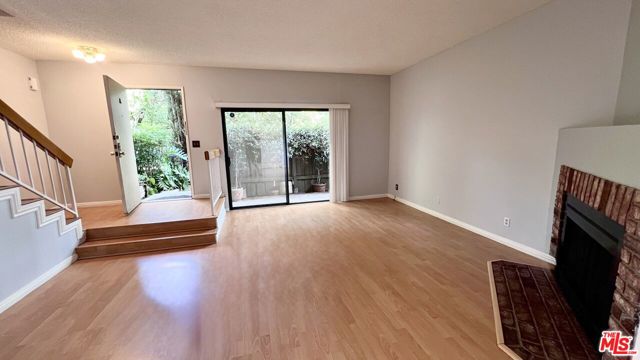 15061 Sherman Way, Van Nuys CA: https://media.crmls.org/mediaz/60dfc642-3a07-4e92-ad2b-3b48517c8f46.jpg