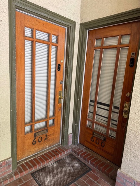 Image 11 of 27 For 600 26th St  