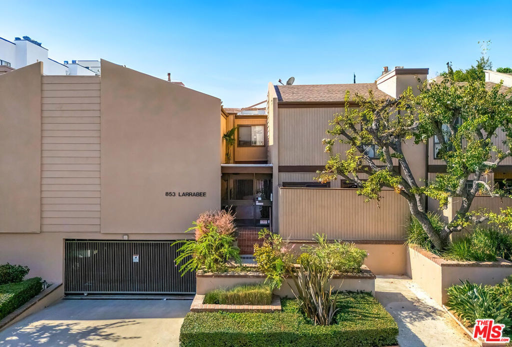 853 Larrabee Street #7