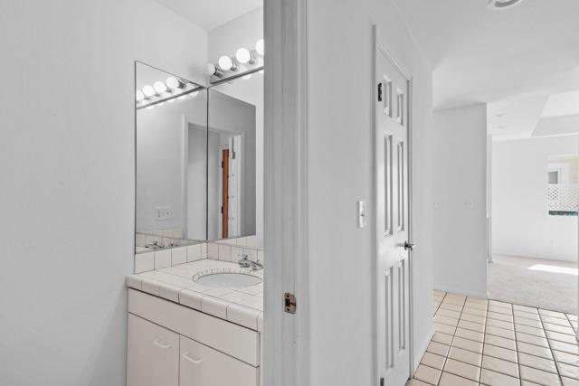 Detail Gallery Image 18 of 38 For 962 E Ave a,  Coronado,  CA 92118 - 3 Beds | 2/1 Baths