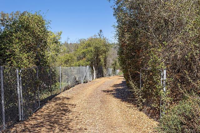 Detail Gallery Image 38 of 54 For 5221 Olive Hill Road, Fallbrook,  CA 92028 - 7 Beds | 4 Baths