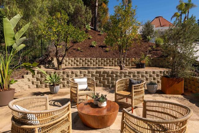 14847 Vista Del Oceano, Del Mar CA: https://media.crmls.org/mediaz/60e131c0-5c36-439a-b0a0-b0ed19cdb01e.jpg