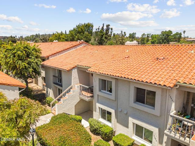 12016 Caminito Campana, San Diego CA: https://media.crmls.org/mediaz/60e14019-6e16-462f-af88-65b9c03a8064.jpg