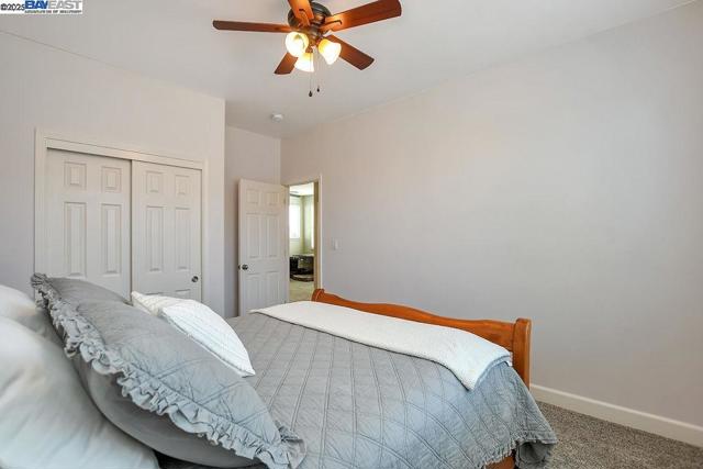 632 Dickinson Ct, Discovery Bay CA: https://media.crmls.org/mediaz/60e157d2-c5fa-4cb7-80bd-2e7eda947b88.jpg