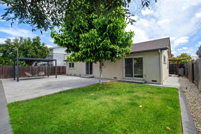 1349 Mich Bluff Drive, San Jose CA: https://media.crmls.org/mediaz/60e1e208-27f5-4caa-93c3-fbd5cfefa17a.jpg