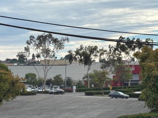 Detail Gallery Image 5 of 21 For 3522 Fairlomas Dr, National City,  CA 91950 - 3 Beds | 2/5 Baths