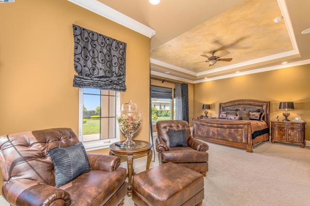 1916 Ticino Ct, Pleasanton CA: https://media.crmls.org/mediaz/60e3aaef-5286-4f28-8074-1e2f3ac1924d.jpg