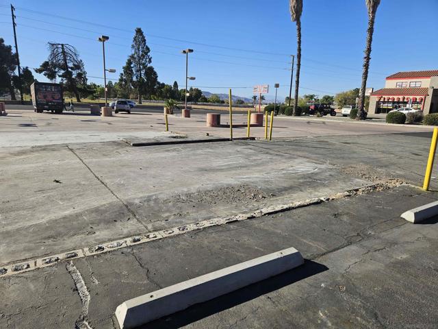 2469 S San Jacinto Ave., San Jacinto, California 92583, ,Commercial Sale,For Sale,S San Jacinto Ave.,240027141SD