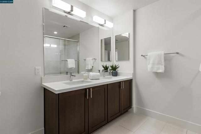 1000 Dewing Ave, Lafayette CA: https://media.crmls.org/mediaz/60e4edf8-ac6e-4247-b808-02d796a2b45e.jpg