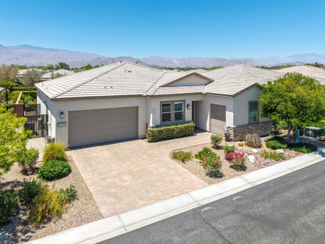 feature listing property photo