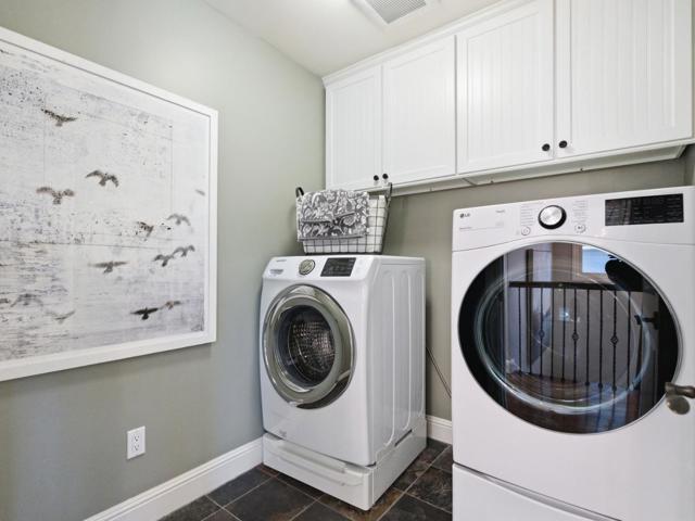 Image 38 of 55 For 345 Vine Street