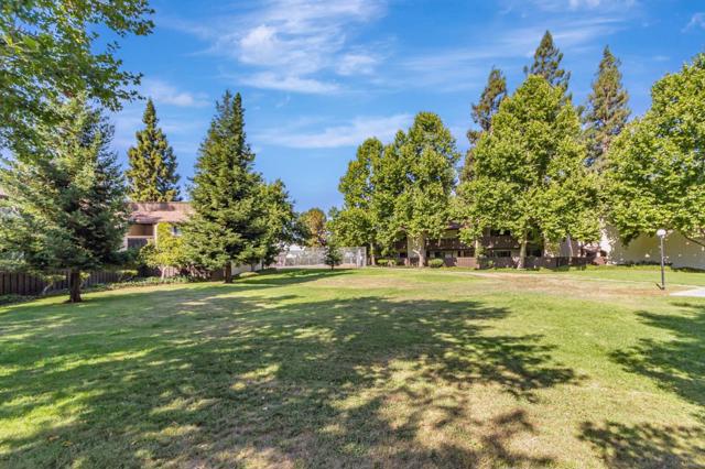 999 W Evelyn Terrace, Sunnyvale CA: https://media.crmls.org/mediaz/60e80f31-dde6-4f1b-8b8f-ef9868c1f9eb.jpg