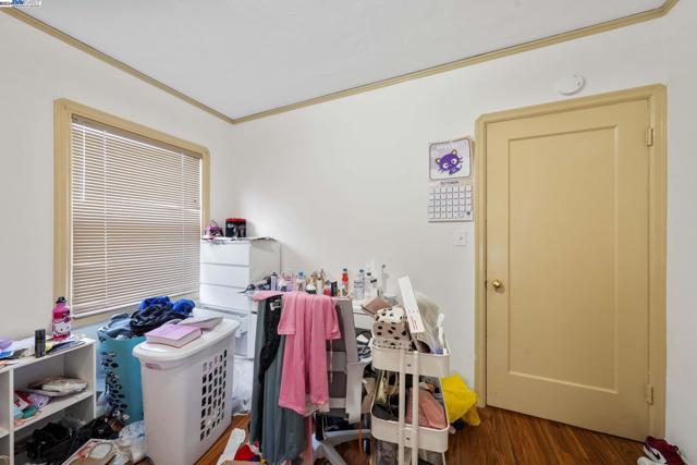 Image 30 of 42 For 883 46th St  