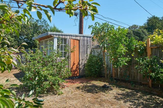 506 Annette Avenue, Vallejo CA: https://media.crmls.org/mediaz/60e87231-ec93-4ab6-8807-1d79dfb3c5fe.jpg