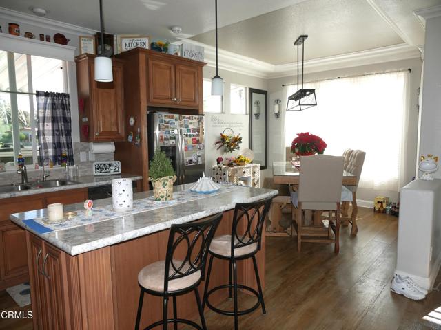 Detail Gallery Image 2 of 21 For 175 Chaucer Ln #.,  Ventura,  CA 93003 - 3 Beds | 2 Baths