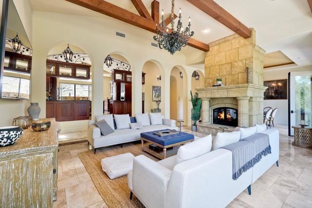 11558 Creek Road, Poway CA: https://media.crmls.org/mediaz/60e9c82b-fdb5-4595-86c7-93262cbb51f1.jpg
