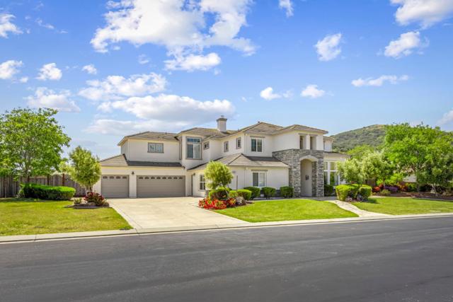 531 Via Vaquero Sur, San Juan Bautista CA: https://media.crmls.org/mediaz/60e9d80f-ae33-49e1-8550-b712ba1ec670.jpg