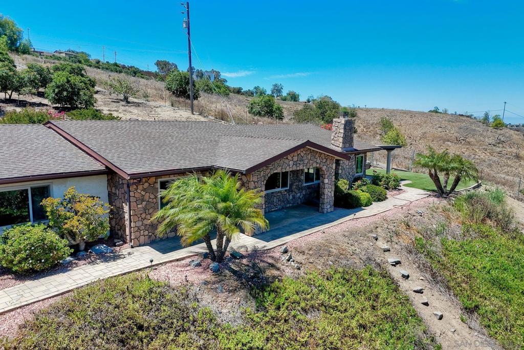 MLS #250034774SD image #33