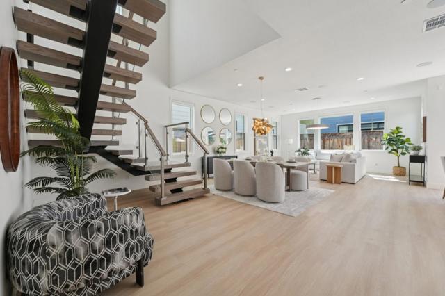 709 Vinemaple Terrace, Sunnyvale CA: https://media.crmls.org/mediaz/60eeeb5b-0d2d-49b9-a535-35c8c5ae7551.jpg