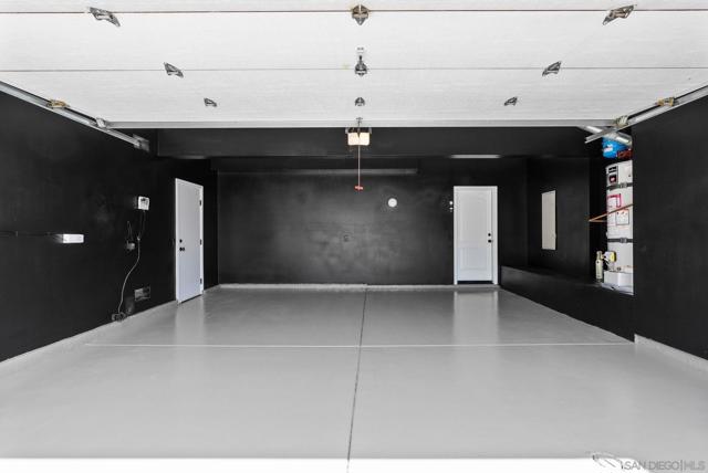 1120 Championship Rd, Oceanside CA: https://media.crmls.org/mediaz/60ef6c70-257b-4c49-9dbd-3b53852346ec.jpg