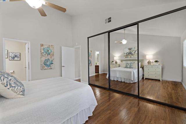36055 Easterday Way, Fremont CA: https://media.crmls.org/mediaz/60ef9e38-b00d-46d7-97a0-e25780e609f8.jpg