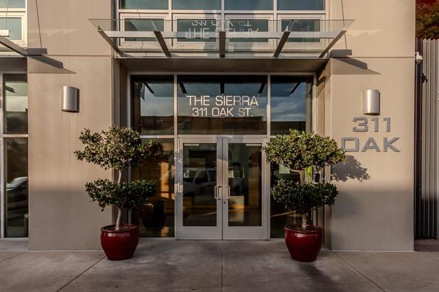 311 Oak Street, Oakland CA: https://media.crmls.org/mediaz/60f0aff4-2ad4-42a8-a189-586c48f1d184.jpg