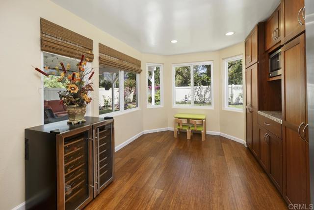 647 Boysenberry Way, Oceanside CA: https://media.crmls.org/mediaz/60f0df91-4dd5-40eb-b1f5-1655ba6f3d98.jpg