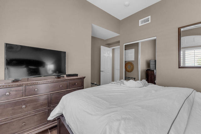 44310 Villeta Drive, La Quinta CA: https://media.crmls.org/mediaz/60f16a61-0338-48d0-ab0e-afd47d34b490.jpg