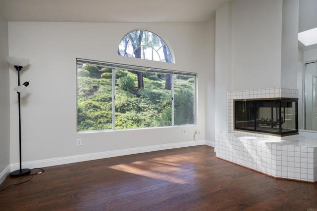 Detail Gallery Image 40 of 44 For 1688 Crystal Ridge Ct, Vista,  CA 92081 - 4 Beds | 2/1 Baths