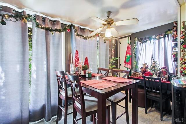 1654 LINWOOD ST, San Diego CA: https://media.crmls.org/mediaz/60f24d01-4264-417f-bcc4-c478605f5ac0.jpg