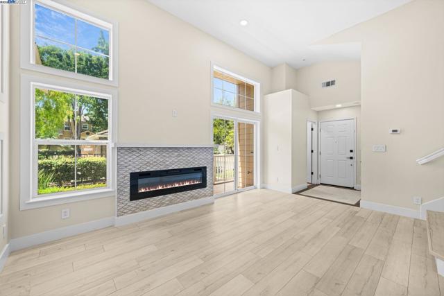 Living Room/Electric Fireplace