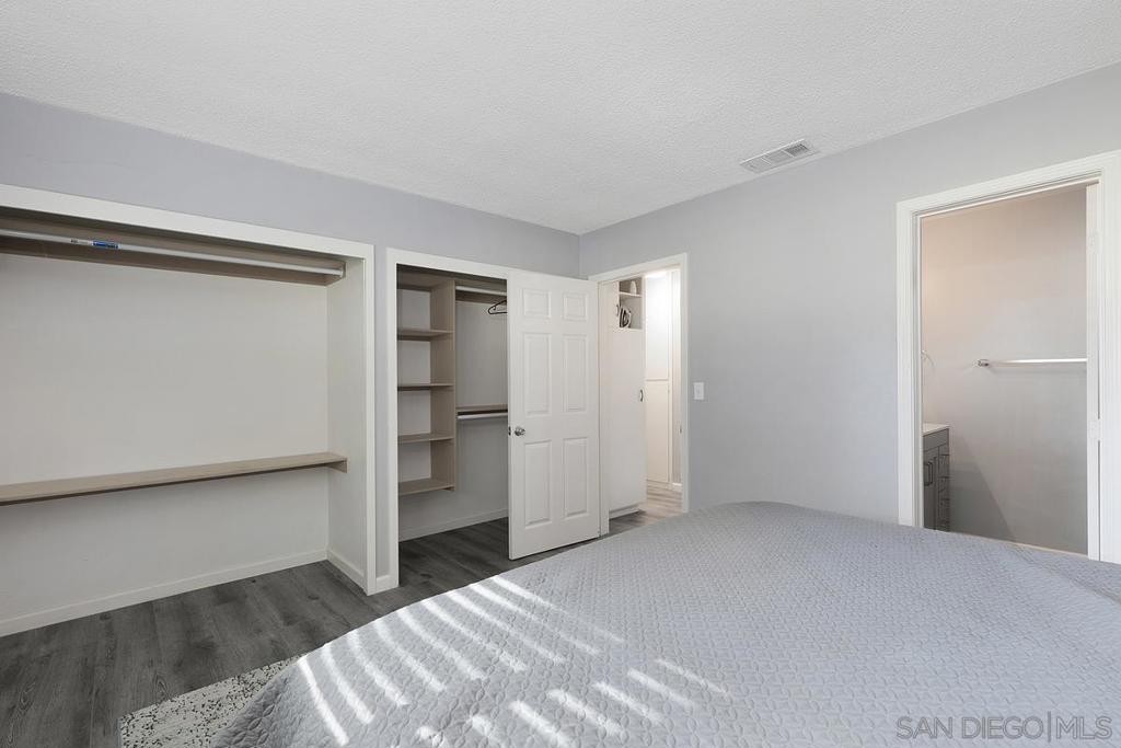 MLS #250018551SD img 36